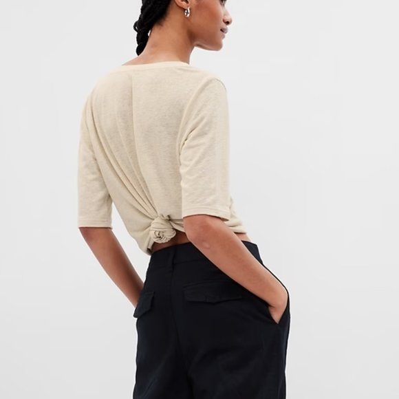 🔥 GAP | Gold Shimmer Linen-Blend Henley Tee Sz XS NWT - Picture 3 of 9